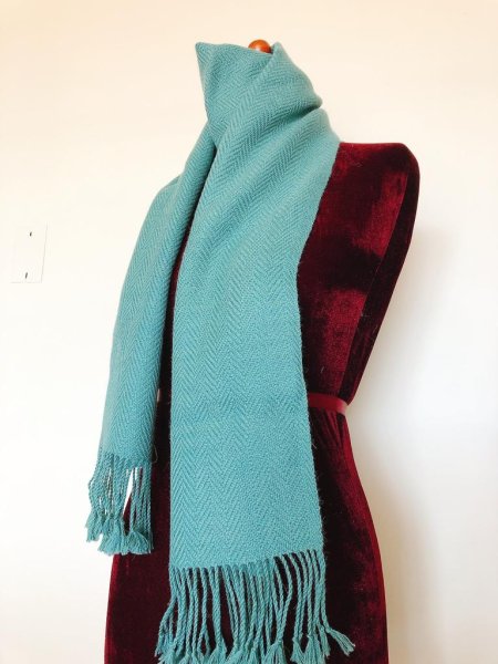 画像4: 機織りアルパカ100％マフラー モスグリーン(送料無料) (4)