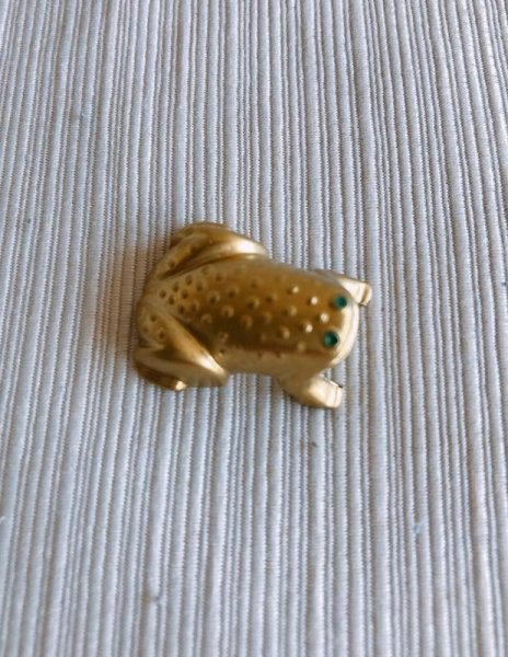 画像4: お守り 金のカエル (送料込み) 残り一個！ (4)