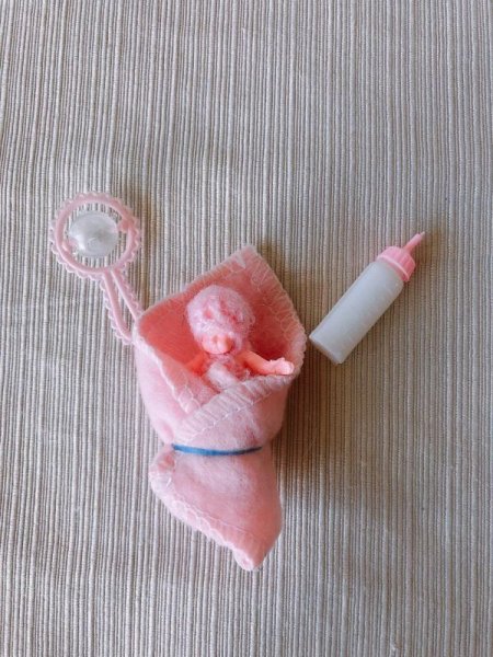 画像2: おくるみ赤ちゃん　アンデスのお守り　(ガラガラ、哺乳瓶付）送料無料 (2)