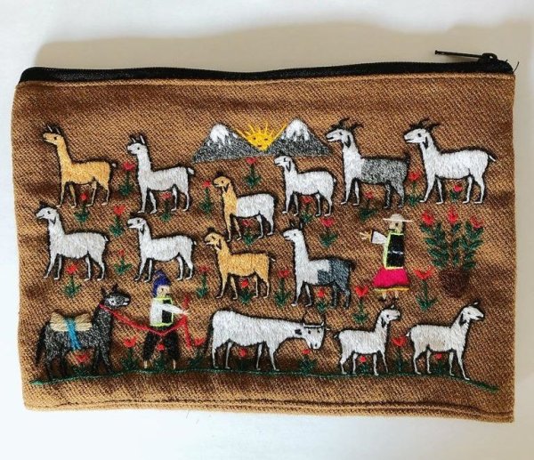画像5: 手作りアンデス刺繍ケース大 赤 送料無料 (5)