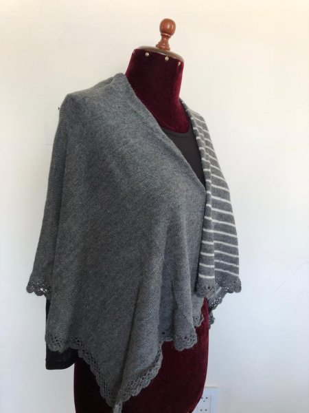 画像4: ２way ストール アルパカ100％ おしゃれ グレイ花(送料込み) (4)