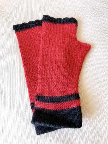 画像2: 指なし手袋 アルパカ100％ アームウォーマー 温かい 高級 スマホ対応 送料無料 (2)