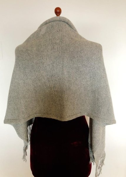 画像3: 手編みストール アルパカ100％ おしゃれグレイ(送料無料) (3)