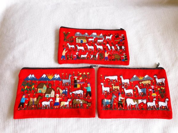 画像4: 手作りアンデス刺繍ケース大 赤 送料無料 (4)