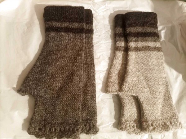 画像11: 指なし手袋 アルパカ100％ アームウォーマー 温かい 高級 スマホ対応 ナチュラル天然毛 送料無料 (11)