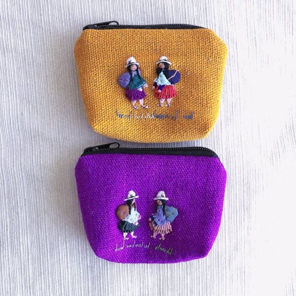 画像1: 手作りアンデス刺繍ケース(中) (1)