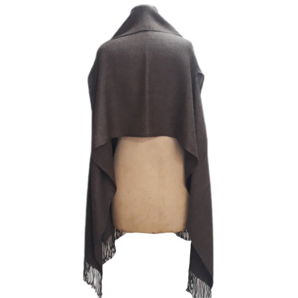 画像4: カシュリャマ  ショール　レベッカ（腕を通せます）おしゃれ 軽い 送料無料 (4)