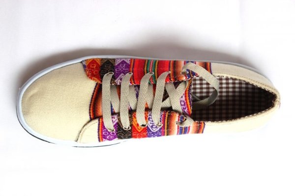 画像4: 伝統布のスニーカー（アンデスの布アワヨ）送料無料 (4)