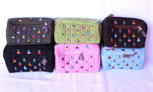 画像5: 手作り　アンデス刺繍化粧ポーチ(チョリタ)　送料込み (5)