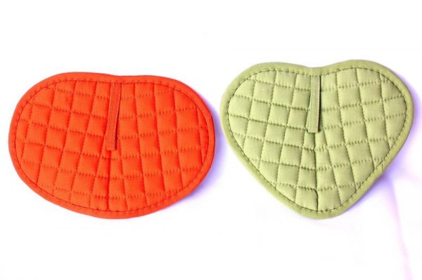 画像2: 手作り　アンデス刺繍鍋つかみ(送料込み) (2)