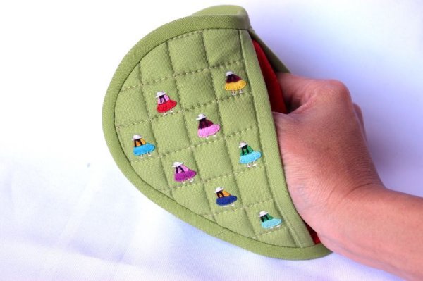 画像4: 手作り　アンデス刺繍鍋つかみ(送料込み) (4)