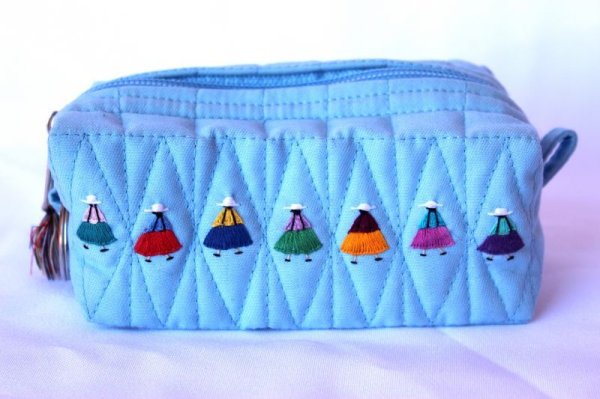 画像2: アンデス刺繍ポーチ(送料込み) (2)