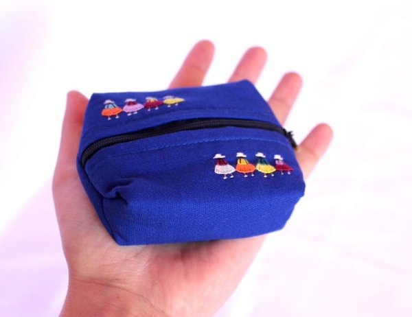 画像4: アンデス刺繍ティッシュケース(送料込み) (4)